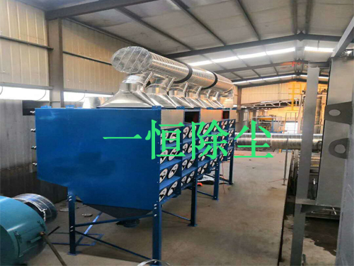 <b>濾筒除塵器</b>實地安裝
